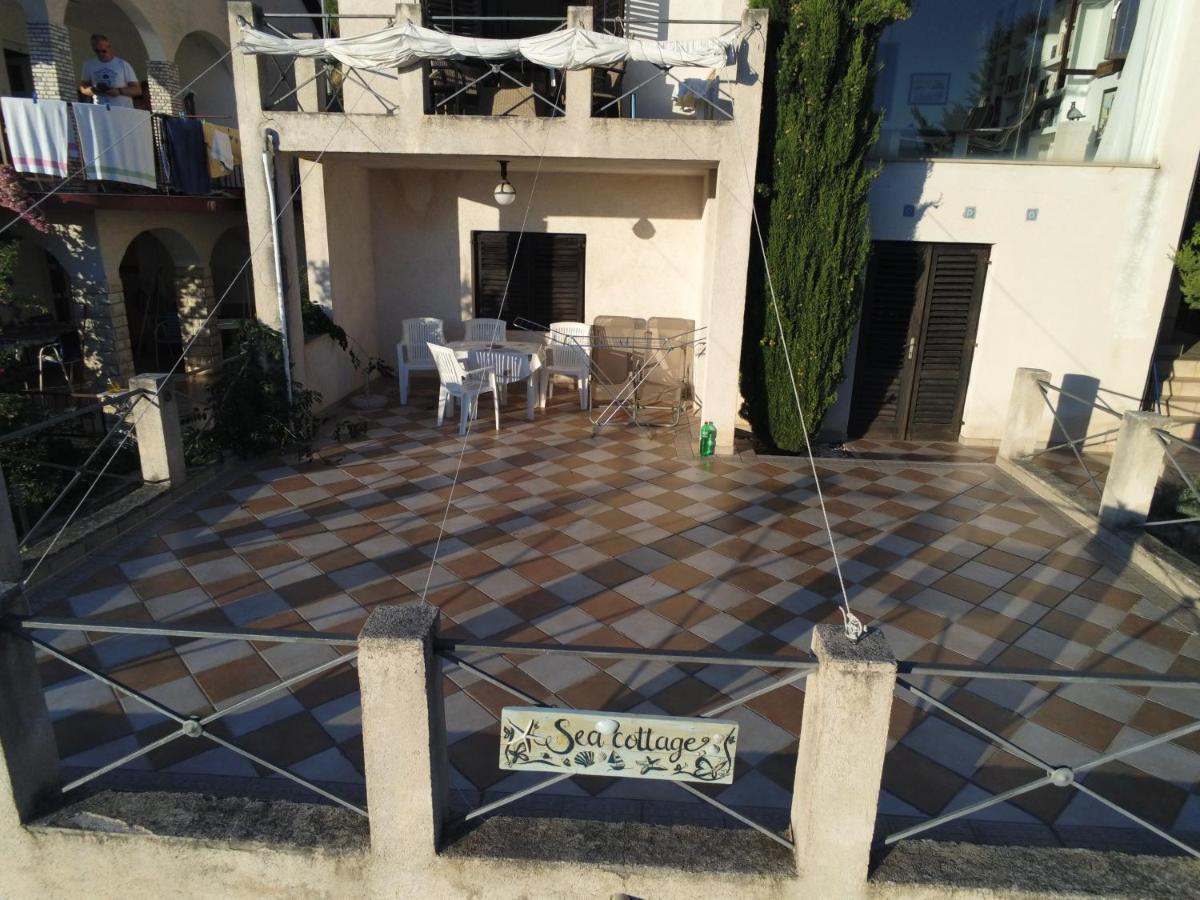 The Sea Cottage Apartments Drage Exterior foto
